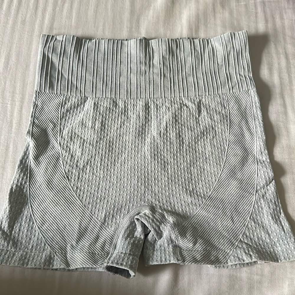 gray sporty shorts